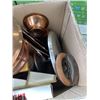 Image 3 : BOX OF ASSORTED VINTAGE ITEMS INCLUDING LAQUORED TRAY SET, COPPER SERVING ITEMS