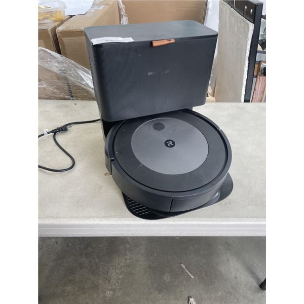 I ROBOT J7 PLUS WI-FI CONNECTED SELF EMPTY ROBOT VACUUM WORKING