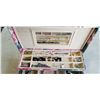 Image 2 : JEWELLERY BOX AND ASSORTED ESTATE JEWELLERY