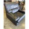 Image 5 : "WILMA" MADE IN ITALY BLACK LEATHER CHAIR
