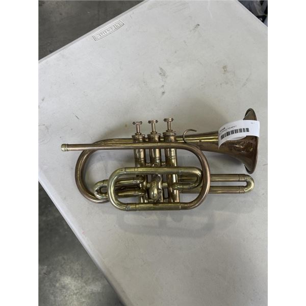 ANTIQUE BRASS TRUMPET