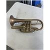 Image 3 : ANTIQUE BRASS TRUMPET