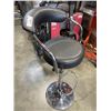 Image 3 : BLACK LEATHER HYDRAULIC LIFT BARSTOOL