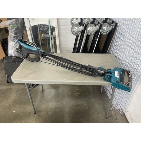 SHARK VACUUM CLEANER