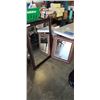 Image 1 : 2 DECORATIVE WALL MIRRORS
