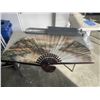 Image 1 : ROLLING ORGANIZER AND FABRIC HAND PAINTED LARGE FAN