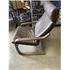 Image 2 : BENTWOOD IKEA BROWN LEATHER CHAIR