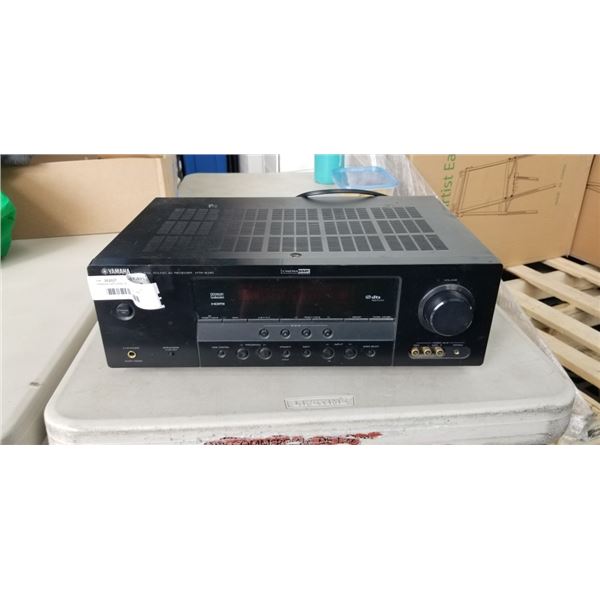 YAMAHA NATURAL SOUND AV RECEIVER HTR - 6130