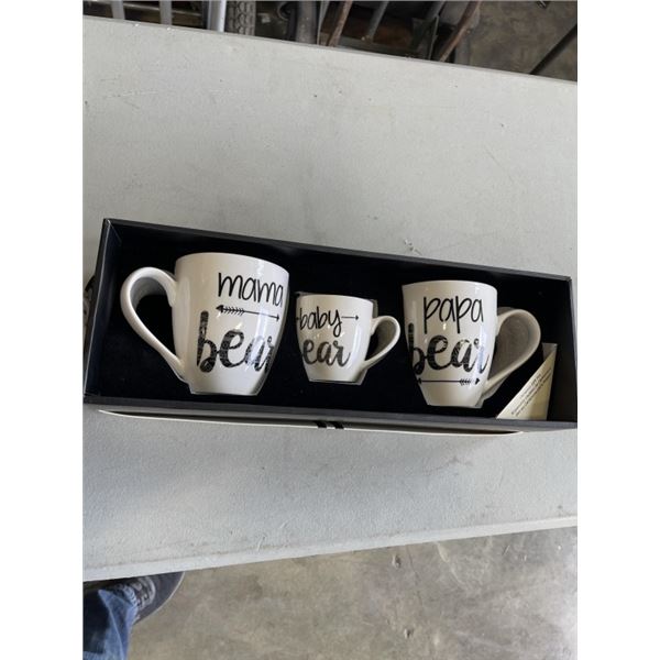 SET OF MAMA, PAPA, AND BABY MUGS