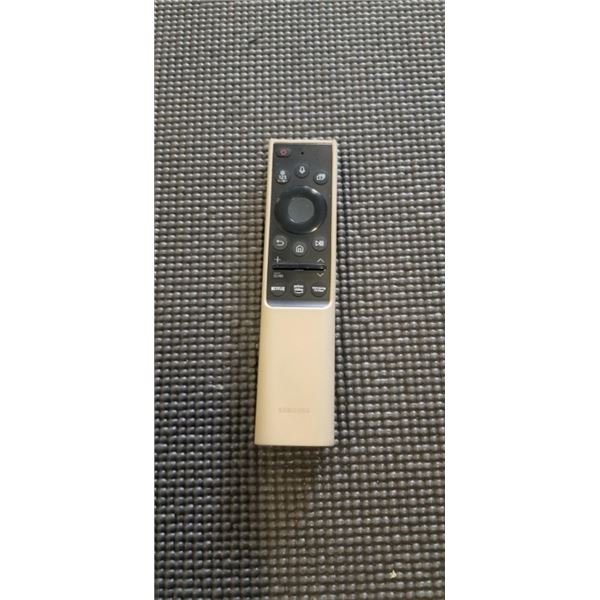 SAMSUNG SOLAR REMOTE