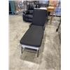 Image 1 : SLING SUN LOUNGER WITH BLACK CUSHION