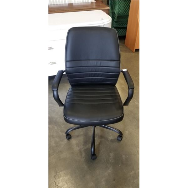 LEATHER OFFICE CHAIR