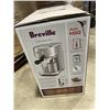 Image 3 : BREVILLE BAMBINO PLUS AUTOMATIC ESPRESSO MACHINE - SEA SALT - TESTED WORKING, RETAIL $649