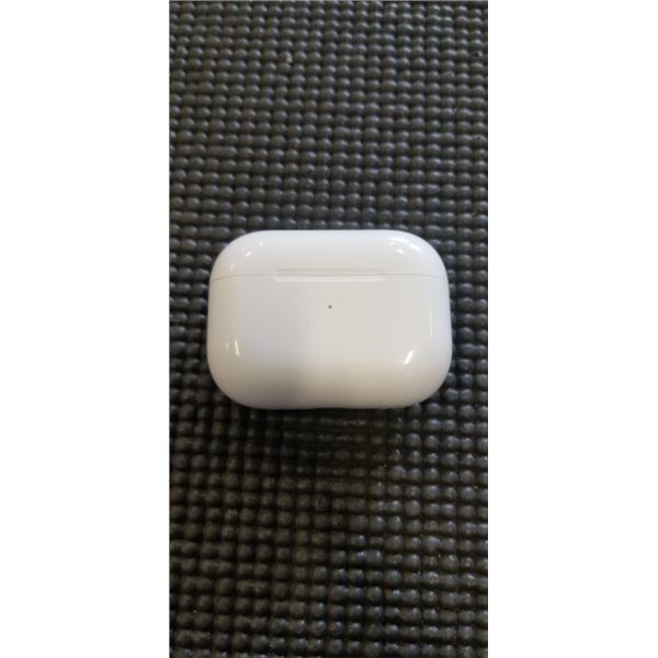 APPLE AIRPODS PRO W/ MAGSAFE USB-C CASE - TESTED WORKING, RETAIL $329