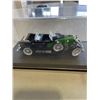 Image 3 : 2 MODEL CARS - 1936 CHRYSLER AIRFLOW AND 1934 DUESENBERG