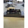 Image 3 : 2 MODEL CARS - 1930 PACKARD AND 1933 CADILLAC FLEETWOOD