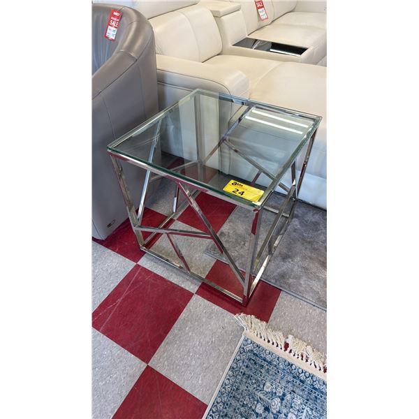 MODERN METAL & GLASS END TABLE