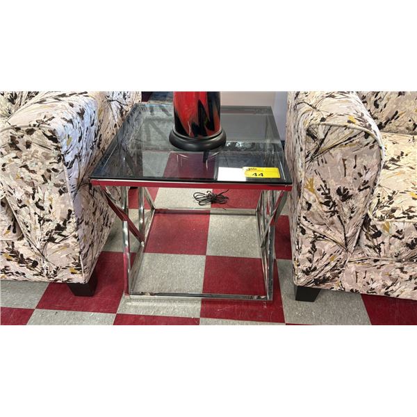 CHROME WITH GLASS TOP END TABLE