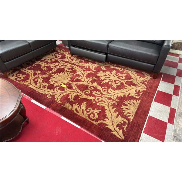 PATTERNED AREA RUG