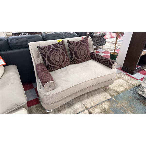 MODERN LOVESEAT WITH THROW PILLOWS