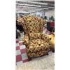 Image 1 : PATTERNED FABRIC ARM CHAIR