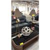 Image 1 : (2) FLOOR LAMPS & TABLE DECOR