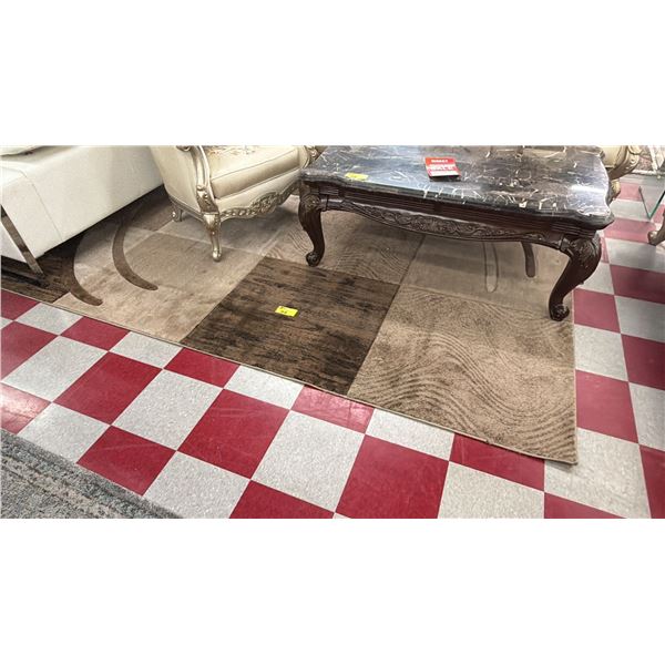 PATTERNED AREA RUG