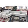 Image 1 : 2-PC FABRIC SECTIONAL SOFA