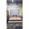 Image 1 : MODERN KING SIZE CANOPY BED WITH DREAMBOAT MATTRESS