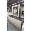 Image 1 : MODERN DRESSER WITH MIRROR