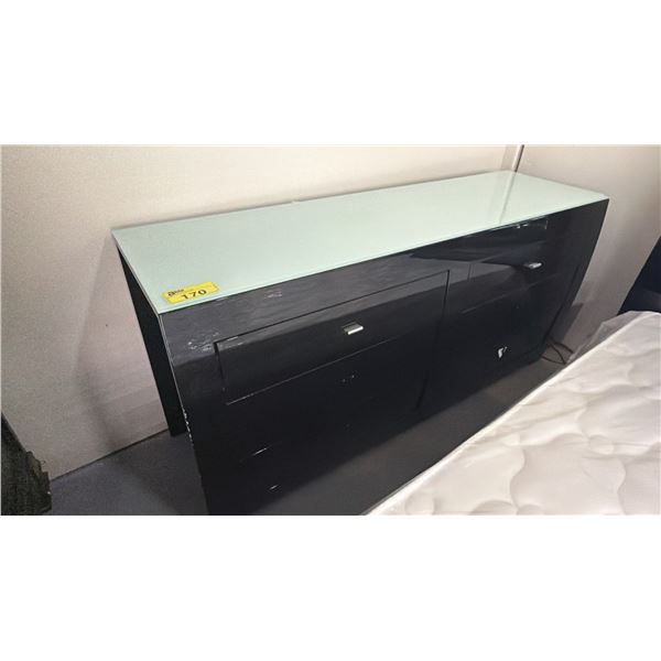 MODERN DRESSER