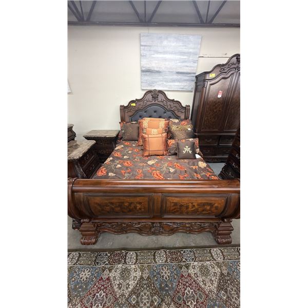 MODERN SINGLE SIZE SLEIGH BED WITH MATTRESS & THROW PILLOWS