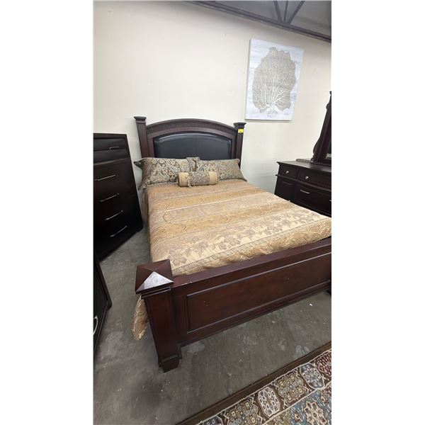 QUEEN SIZE BED WITH SLEEPERA MATTRESS
