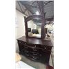 Image 1 : DRESSER WITH MIRROR