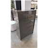 Image 1 : MODERN 5-DRAWER DRESSER