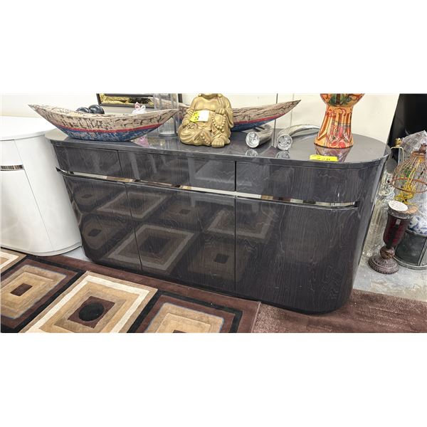 MODERN 3-DRAWER 3-DOOR FELT LINED CABINET