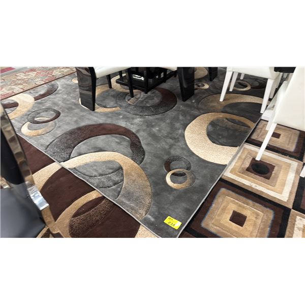 PATTERNED AREA RUG