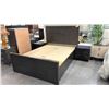 Image 1 : 3-PC BEDROOM SUITE INCLUDING; QUEEN SIZE BED WITH STORAGE & (2) NIGHT STANDS