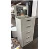 Image 2 : 5-DRAWER DRESSER WITH POP-UP MIRROR & JEWELRY STORAGE