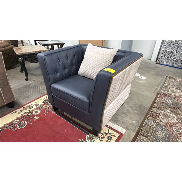 MODERN TUFTED FABRIC LOUNGE CHAIR WITH THROW PILLOW
