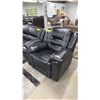 Image 1 : LEATHER RECLINER