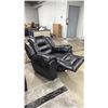 Image 2 : LEATHER RECLINER