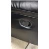 Image 3 : LEATHER RECLINER