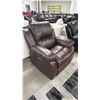 Image 2 : LEATHER ELECTRIC RECLINER
