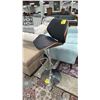 Image 1 : CHROME BASE ADJUSTABLE BAR CHAIR