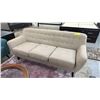 Image 1 : FABRIC BUTTON BACK SOFA