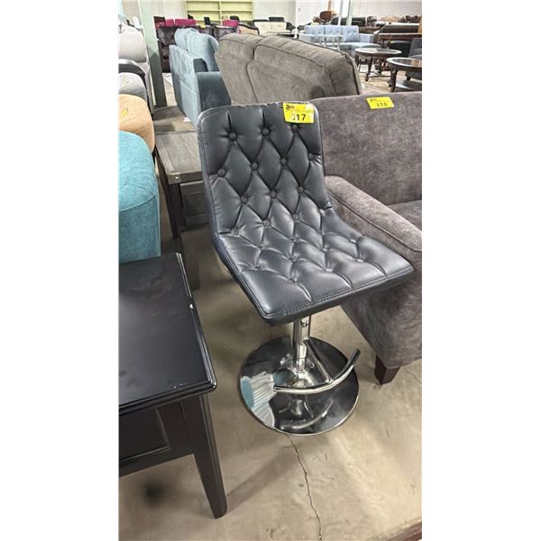 CHROME & LEATHER ADJUSTABLE BAR CHAIR