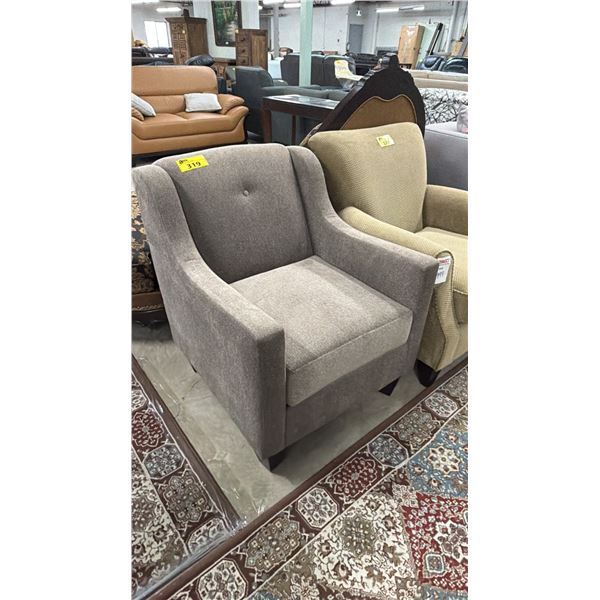 FABRIC LOUNGE CHAIR