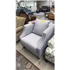 Image 2 : STUDDED FABRIC LOUNGE CHAIR