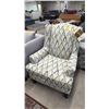 Image 1 : BEST HOME FURNISHINGS PATTERNED FABRIC LOUNGE CHAIR